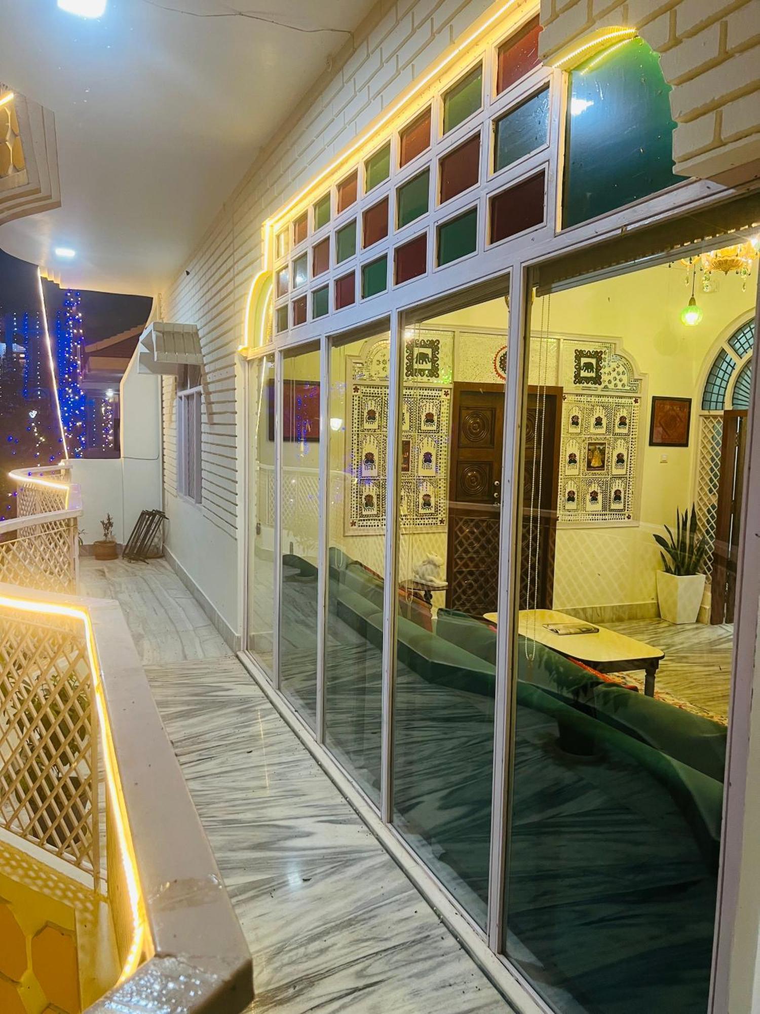 The Nandi International Boutique Homestay Varanasi Ngoại thất bức ảnh